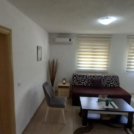 Apartments Platz Мостар Экстерьер фото