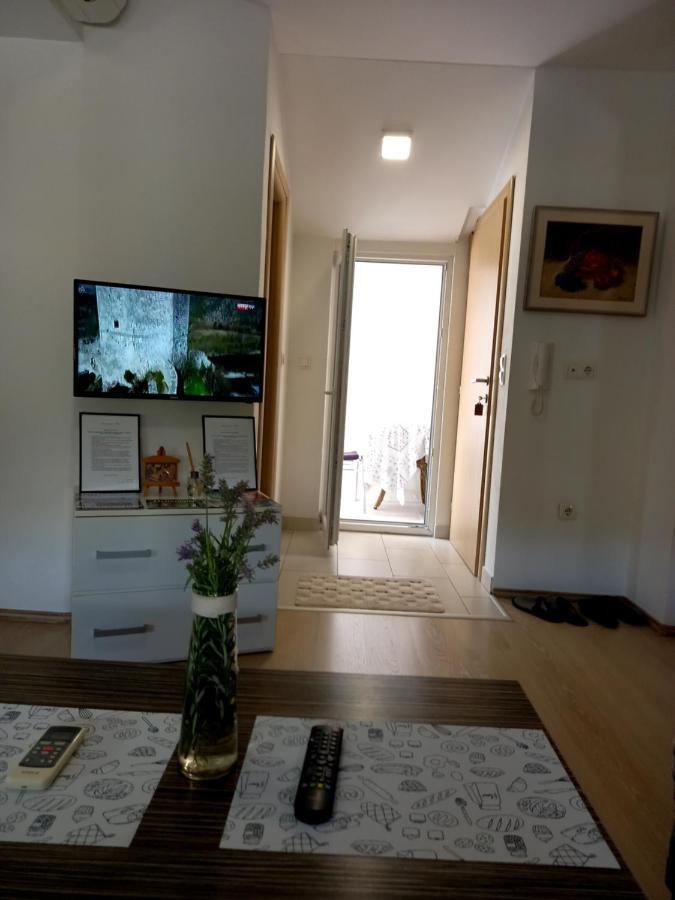 Apartments Platz Мостар Экстерьер фото