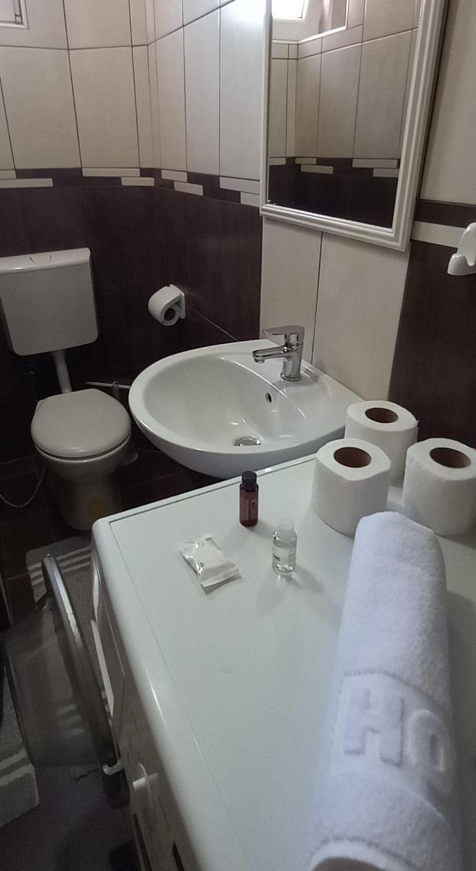 Apartments Platz Мостар Экстерьер фото